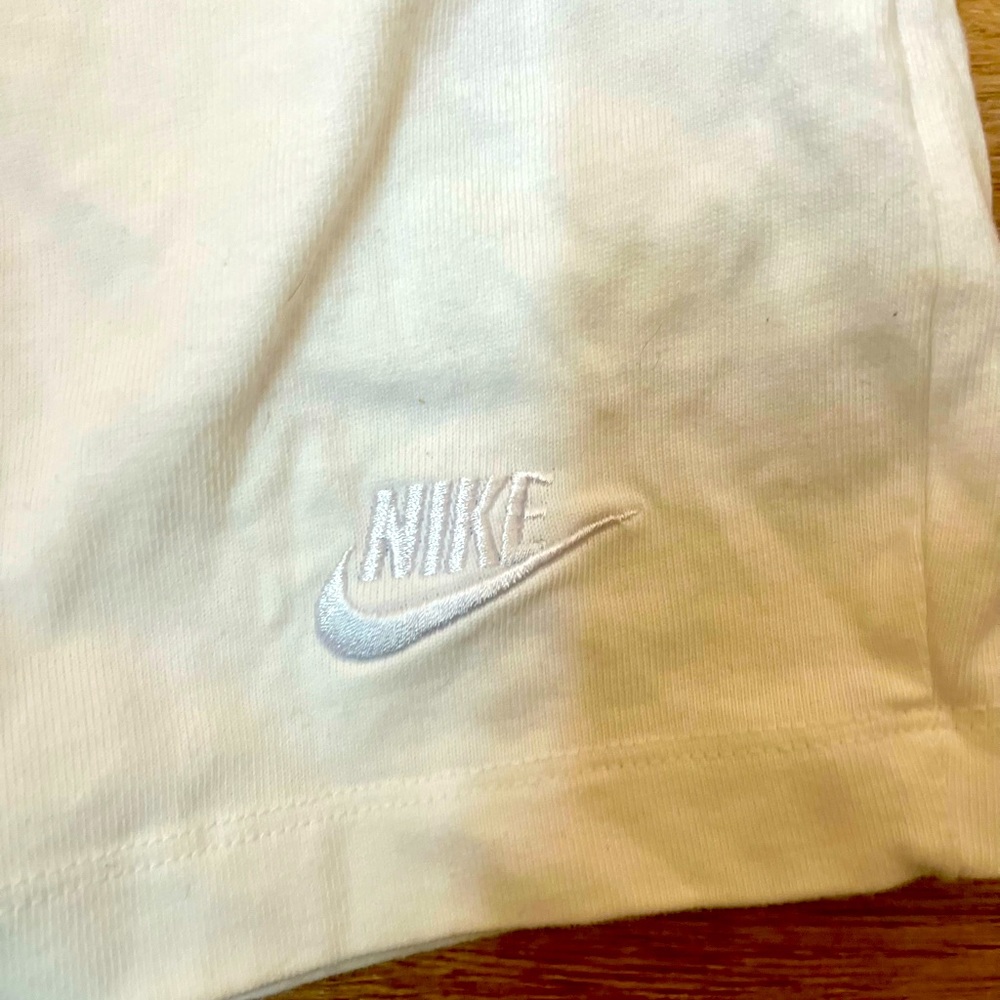 Women’s Nike swear shorts white